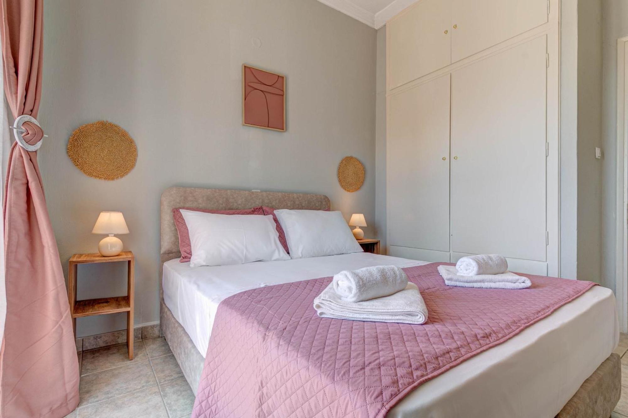 Tramonto Beach Apartment إيبسوس المظهر الخارجي الصورة